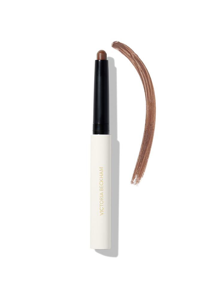 Le maquillage Moody de cette saison offre du glamour avec du mordant