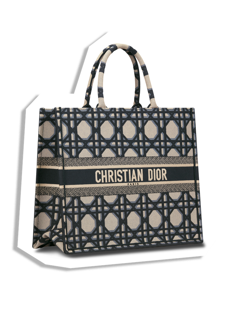 Brigette Romanek aime les parfums de fumée et les sièges vintage Brigette Romanek aime les parfums de fumée et les sièges vintage