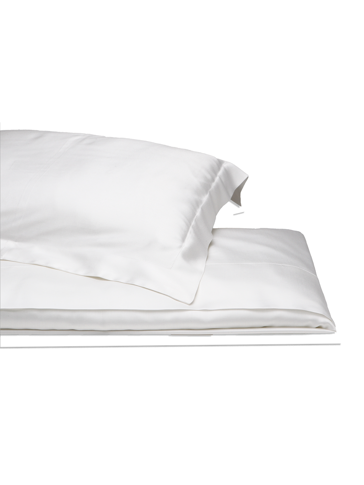 Brigette Romanek aime les parfums de fumée et les sièges vintage Brigette Romanek aime les parfums de fumée et les sièges vintage