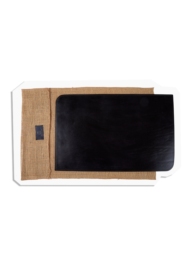 L’image peut contenir : Tableau noir, Bois et Contreplaqué