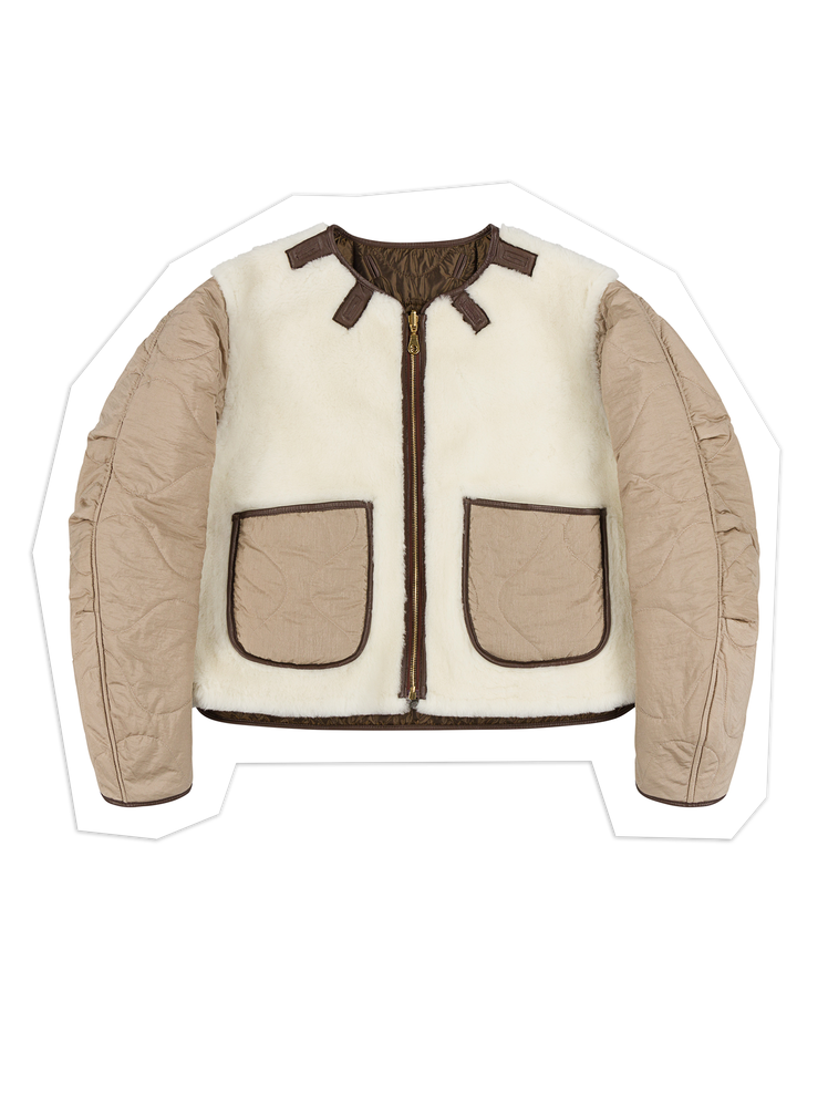 Comment Rachelle Hruska a transformé l'artisanat en un langage d'amour L’image peut contenir : Vêtements, Manteau, Veste et Gilet