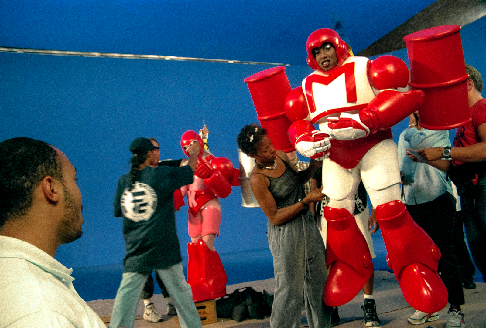 L'image peut contenir Missy Elliott, personne adulte et personnes