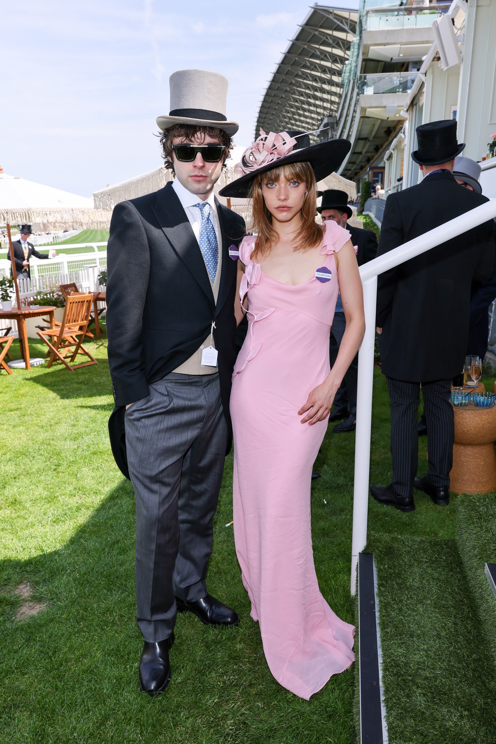 L'image peut contenir des vêtements d'usure formelle costume de blaies de blasier