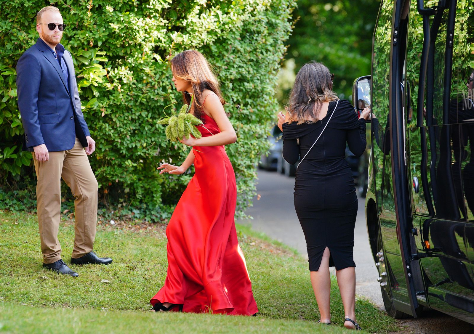 L'image peut contenir Keith Flint Personne adulte Vêtements chaussures de chaussures ACCESSOIRES ÉLECTRONIQUE ACCESSOIRES CAMER