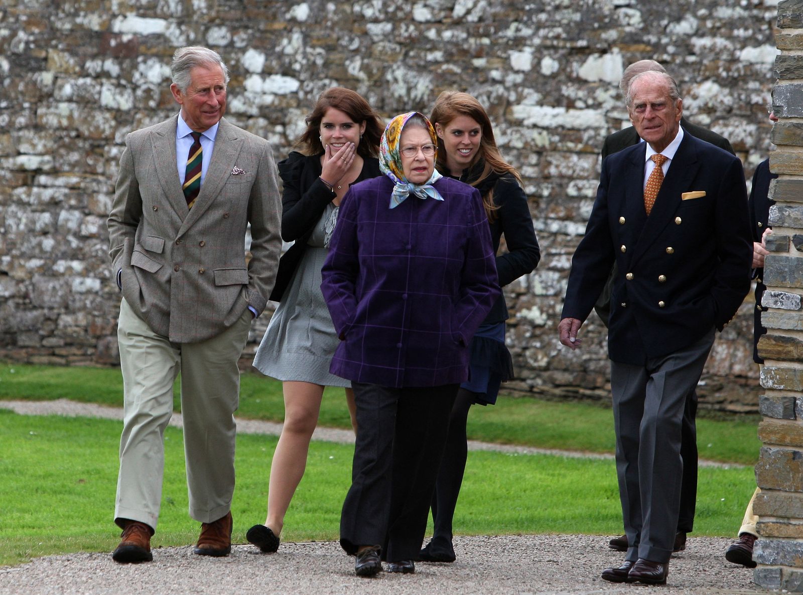 L'image peut contenir le prince Philip Duke d'Edimbourg Charles Prince de Galles Elizabeth II Erin Cardillo et Blazer