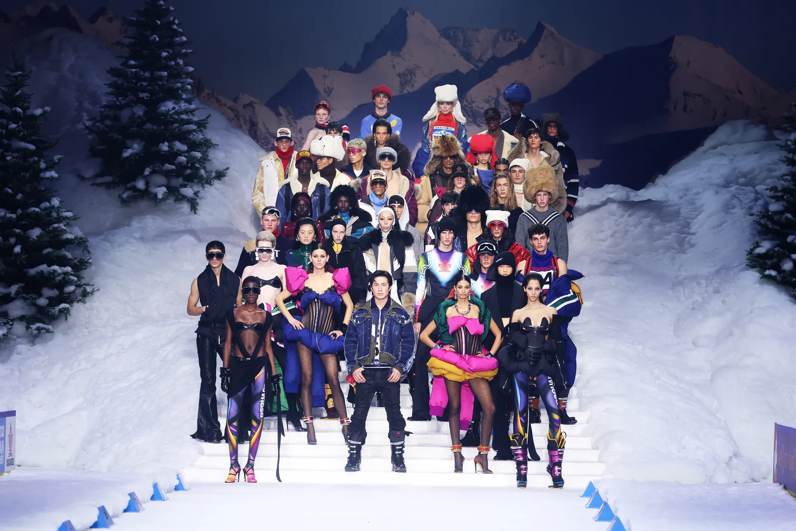 L'image peut contenir Jessica Lea Mayfield Christian Vzquez Aaron Mooy Leila Goldkuhl Lucky Blue Smith et Emily DiDonato