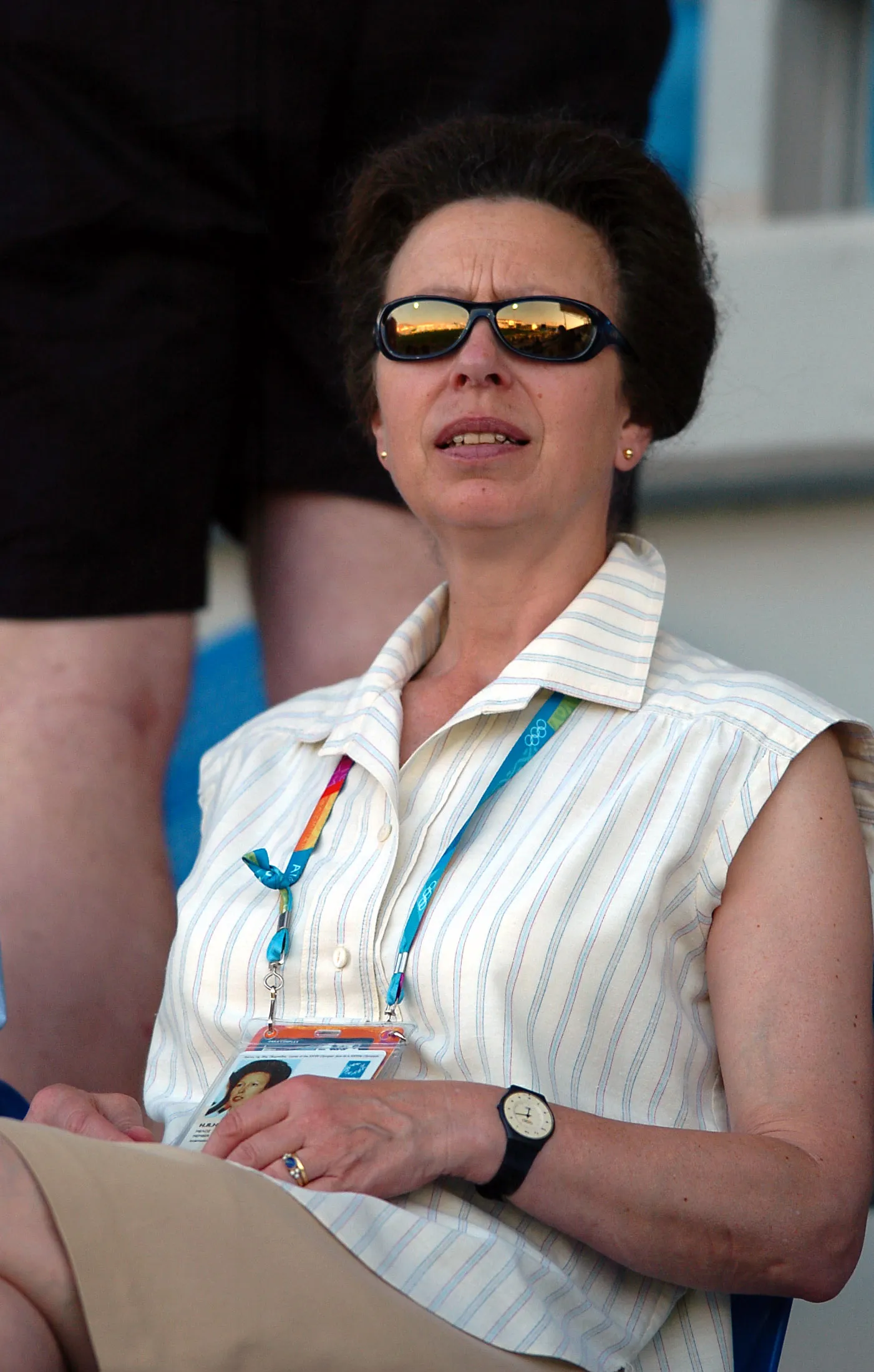 L'image peut contenir Anne Princess Royal Accessoires Lunettes de soleil Lunettes Visage Tête Personne Photographie et portrait