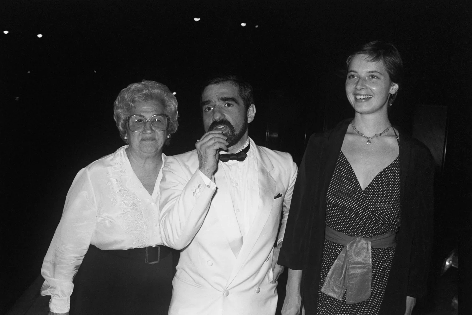 L'image peut contenir Martin Scorsese Catherine Scorsese Appareil électrique Microphone Vêtements Chemise Visage et tête