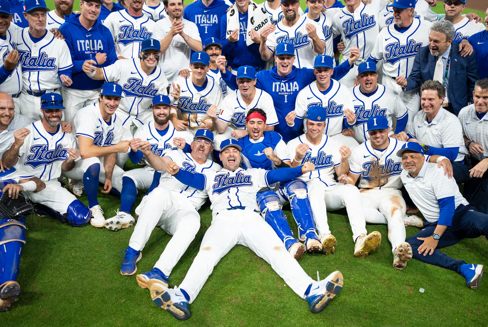 L'image peut contenir Francisco Cervelli Brian Schlitter Timothy Peters Sean Newcomb Steve Clevenger et Dan Altavilla