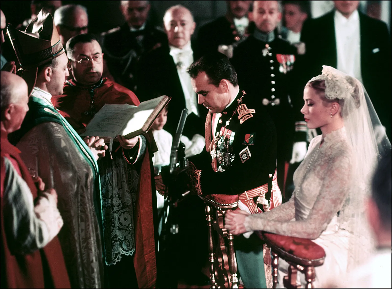 Grace Kelly et le prince Rainier de Monaco se sont mariés il y a 70 ans aujourd'hui. Voici 10 choses que vous ne savez peut-être pas sur le mariage Grace Kelly