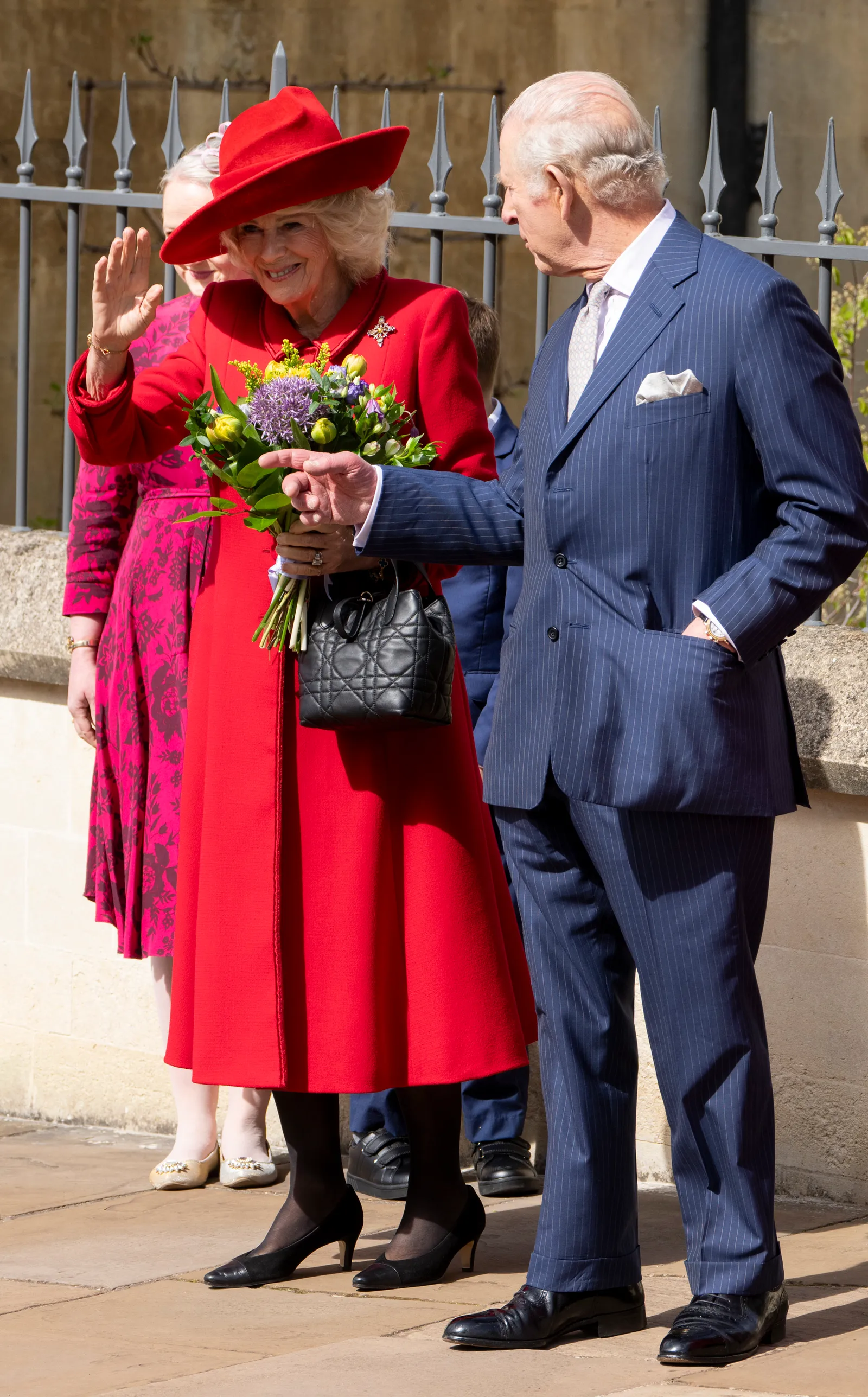 L'image peut contenir Vanessa Redgrave Personne Vêtements pour adultes Manteau Chapeau Visage et tête