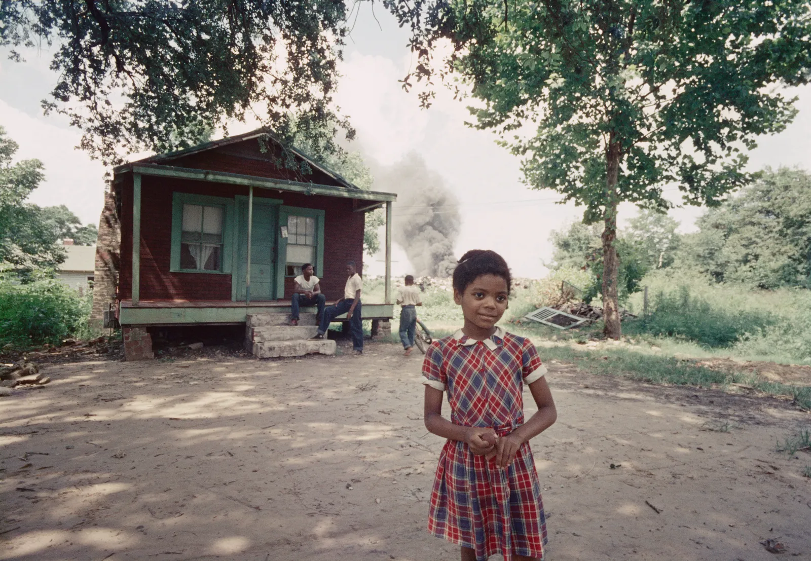 Fête Accompli : John Legend, Chance the Rapper, Elizabeth Alexander et Lonnie Ali ont été honorés lors du gala annuel Gordon Parks L'image contient peut-être Architecture Bâtiment Extérieur Abri Enfant Personne Visage Tête Photographie Portrait et Plante