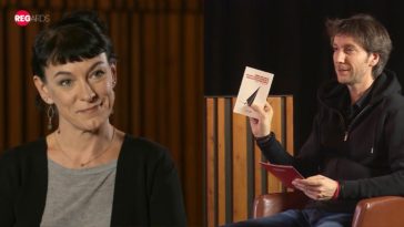 Corinne Morel Darleux : «Plutôt couler en beauté que flotter sans grâce»