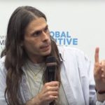 Aurélien Barrau : "Avec un bulldozer qui fonctionne à l'énergie solaire on peut raser l'Amazonie !"