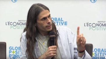 Aurélien Barrau : "Avec un bulldozer qui fonctionne à l'énergie solaire on peut raser l'Amazonie !"