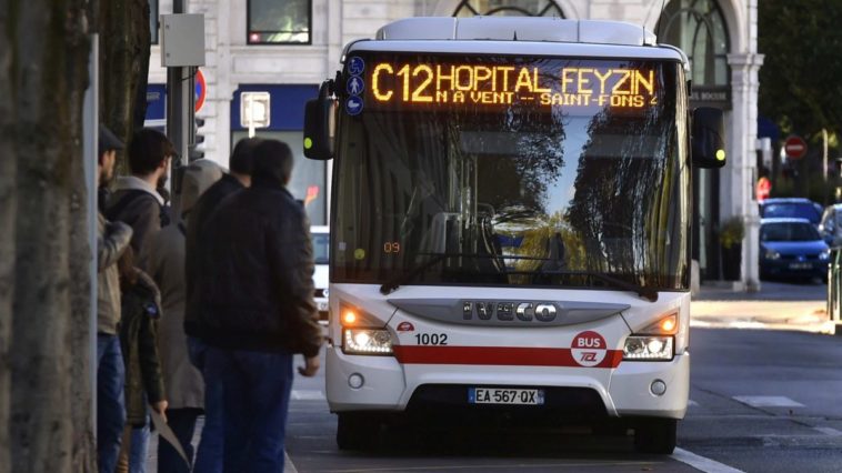 La métropole de Lyon vote la gratuité des transports en commun pour les touristes d'affaires