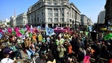 La police anglaise place Extinction Rebellion sur une liste aux côtés de groupes terroristes et néonazis