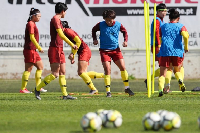 Coronavirus. L'équipe de football féminine chinoise mise en quarantaine en Australie Coronavirus. L'équipe de football féminine chinoise mise en quarantaine en Australie