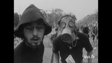 En 1972, des cyclistes manifestaient contre la pollution et proposaient déjà le Vélib'