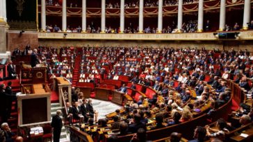 Un député français pourrait être infecté par le coronavirus, il lui est demandé de rester chez lui