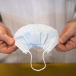 "Il n'y a plus aucun masque, ils ont tous été volés": le coup de colère du chef de service de la pneumologie au CHU de Nice