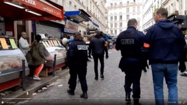 Confinement. Les policiers commencent à vider les rues : "Vous rentrez tous chez vous de suite !"