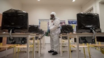 Coronavirus : la République tchèque reconnaît avoir détourné des masques destinés à l’Italie