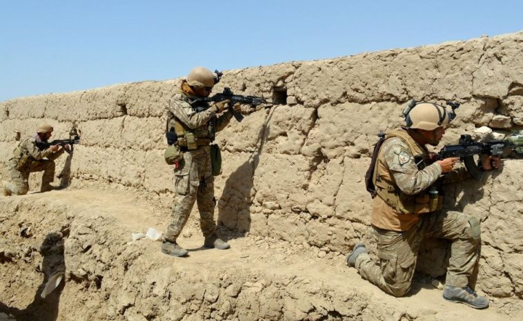 Les États-Unis fourniraient un soutien « limité » aux talibans contre l'Etat islamique