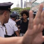 Un influenceur de jeux vidéo aurait incité à une scène de foule violente à New York Un influenceur de jeux vidéo aurait incité à une scène de foule violente à New York