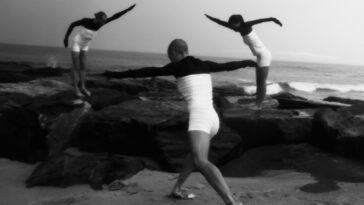 Avec Beach Sessions, Beach Birds de Merce Cunningham en 1991 et Sarah Michelson se dirigent vers Rockaway