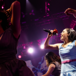 À l'intérieur de la narration immersive de Here Lies Love