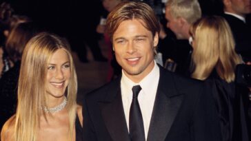 Brad Pitt et Jennifer Aniston avaient évidemment un mur de caviar lors de leur mariage à Malibu en 2000