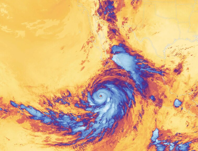 Hilary's Fury : transformation rapide en ouragan de catégorie 4