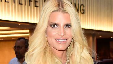 Jessica Simpson reçoit toujours des commentaires sur son poids : "J'aimerais pouvoir dire que ça s'est amélioré"
