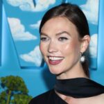 Karlie Kloss était une participante non VIP au triomphe de Taylor Swift, White-Wine-Swigging, 1989 (version de Taylor) - Annonce du spectacle final de la tournée Eras