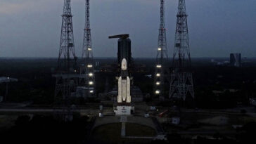 cc Indian Space Research Organisation, modified, https://commons.wikimedia.org/wiki/File:LVM3_M2,_OneWeb_India-1_campaign_18.jpg