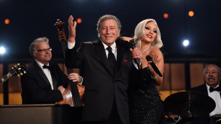 Lady Gaga partage un hommage dévastateur à "Real True Friend" Tony Bennett
