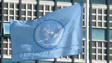 cc GPA Photo Archive, modified, https://flickr.com/photos/iip-photo-archive/29688291226/in/photolist-MesfE7-2nmkxKU-2nmi4LY-2nmhTSX-69ZkpL-2oDDTHJ-2muYfhy-avA2Jy-24cRT8u-2oDyNGP-2k4hXpi-2nmhTBu-cXHNWw-2nmhUmR-2nmhWVv-2nmhSjQ-26WCeBE-n2daq-nskAiw-fASpFx-QNjjiq-RdK7P9-28j1WFv-Qzt5V-2i92Rjx-QzTKC-2gks9AV-2iYWnBg-8CVYtV-UAsH5X-28jiEs4-H7xeJi-MyLDQh-MesfMm-Y1wFUn-5oauG5-244UgRT-Qwe1r-2aZ7xqk-XdaYiV-6cUCwU-a73udb-FGb6hy-UKqPxJ-2i8ZiYN-2i8Zj2D-Qy7N6-2i92Rgb-2i8Zj7i-2i92Rni