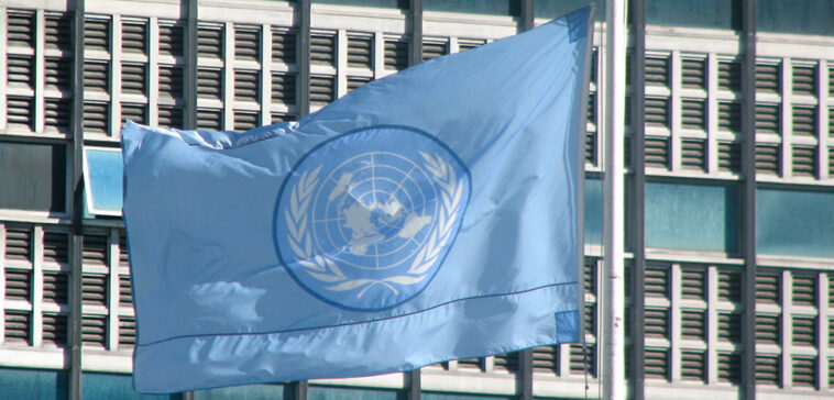 cc GPA Photo Archive, modified, https://flickr.com/photos/iip-photo-archive/29688291226/in/photolist-MesfE7-2nmkxKU-2nmi4LY-2nmhTSX-69ZkpL-2oDDTHJ-2muYfhy-avA2Jy-24cRT8u-2oDyNGP-2k4hXpi-2nmhTBu-cXHNWw-2nmhUmR-2nmhWVv-2nmhSjQ-26WCeBE-n2daq-nskAiw-fASpFx-QNjjiq-RdK7P9-28j1WFv-Qzt5V-2i92Rjx-QzTKC-2gks9AV-2iYWnBg-8CVYtV-UAsH5X-28jiEs4-H7xeJi-MyLDQh-MesfMm-Y1wFUn-5oauG5-244UgRT-Qwe1r-2aZ7xqk-XdaYiV-6cUCwU-a73udb-FGb6hy-UKqPxJ-2i8ZiYN-2i8Zj2D-Qy7N6-2i92Rgb-2i8Zj7i-2i92Rni