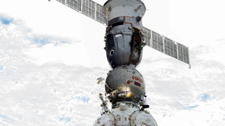 Microbes, machines et jalons : une semaine passionnante pour l'expédition 69 sur la Station spatiale