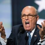Rudy Giuliani ne peut pas payer ses factures après avoir attelé son chariot au coup d'État raté de Trump Rudy Giuliani ne peut pas payer ses factures après avoir attelé son chariot au coup d'État raté de Trump