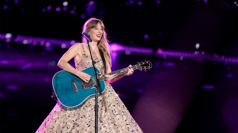 Taylor Swift est en train de payer 55 millions de dollars en primes Taylor Swift est en train de payer 55 millions de dollars en primes