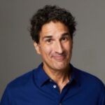 Le comédien Gary Gulman parle de faire passer son numéro de la scène à la page