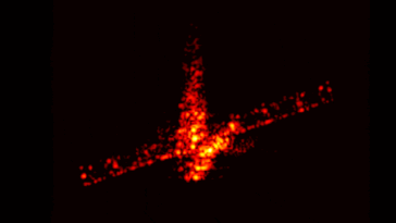 Finale enflammée : images finales du vaisseau spatial condamné Aeolus