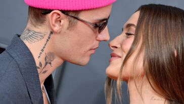 Justin et Hailey Bieber célèbrent le cinquième anniversaire de (l'un de) leurs mariages