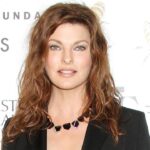 Linda Evangelista a combattu le cancer du sein à deux reprises au cours des 5 dernières années Linda Evangelista a combattu le cancer du sein à deux reprises au cours des 5 dernières années