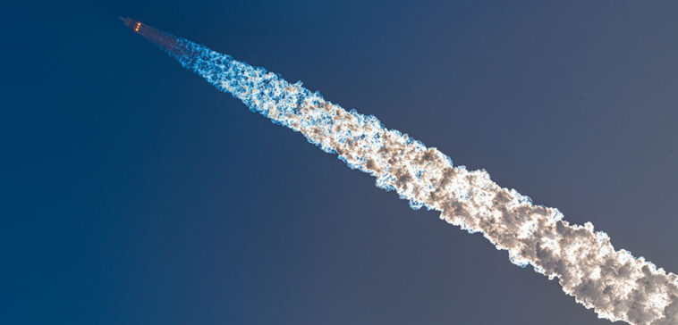 Pourquoi la Chine donne-t-elle des satellites à l’Égypte ? cc Glenn Beltz, modified, https://flickr.com/photos/n28307/52383406095/in/photolist-2nNWDC4-2jVTiLX-2jRhr52-sLR6fR-2jgGegQ-2kTgMFY-PnRmXd-raQGMy-raMfHe-dSzo2A-21tkYgA-nKScPU-GbMrTG-2jb8iEV-FLPqfC-2jhC5cH-mwf989-EepaaK-2kaXk66-2mE9w4z-KkAXP7-2ogz2pm-PnRnj5-2n6AhuZ-2m8MNxi-Zn4ZhH-8UrSmC-2mE6fw6-8UrSnL-binsBK-2k8tbvu-P35abQ-qTtgsF-khseQj-QWjLDo-BSySKe-GbMsbL-khpNVV-FvhhbN-awVaEv-2opkGsV-2k9gPVt-P4qRzy-cgrLLN-KiXk8h-2mdA7qh-2gzZJwy-fKURhz-26YFmVa-awXT4q