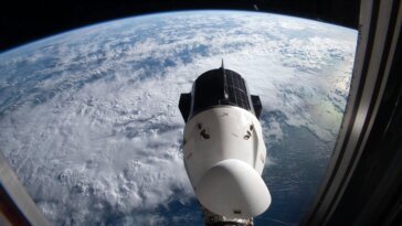 SpaceX Dragon accoste à l'ISS – L'expédition 69 accueille les 7 membres de l'équipage de la NASA à bord de la station