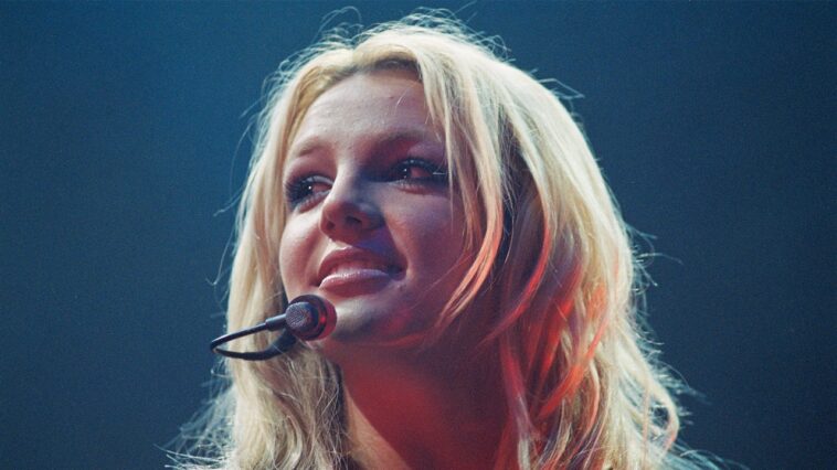 Britney Spears dit qu'elle a été envoyée en cure de désintoxication avec des « toxicomanes sérieux » pour des « suppléments énergétiques » en vente libre Britney Spears dit qu'elle a été envoyée en cure de désintoxication avec des « toxicomanes sérieux » pour des « suppléments énergétiques » en vente libre