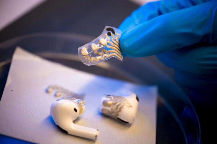 De nouveaux biocapteurs permettent aux écouteurs d’enregistrer l’activité cérébrale et les niveaux d’exercice